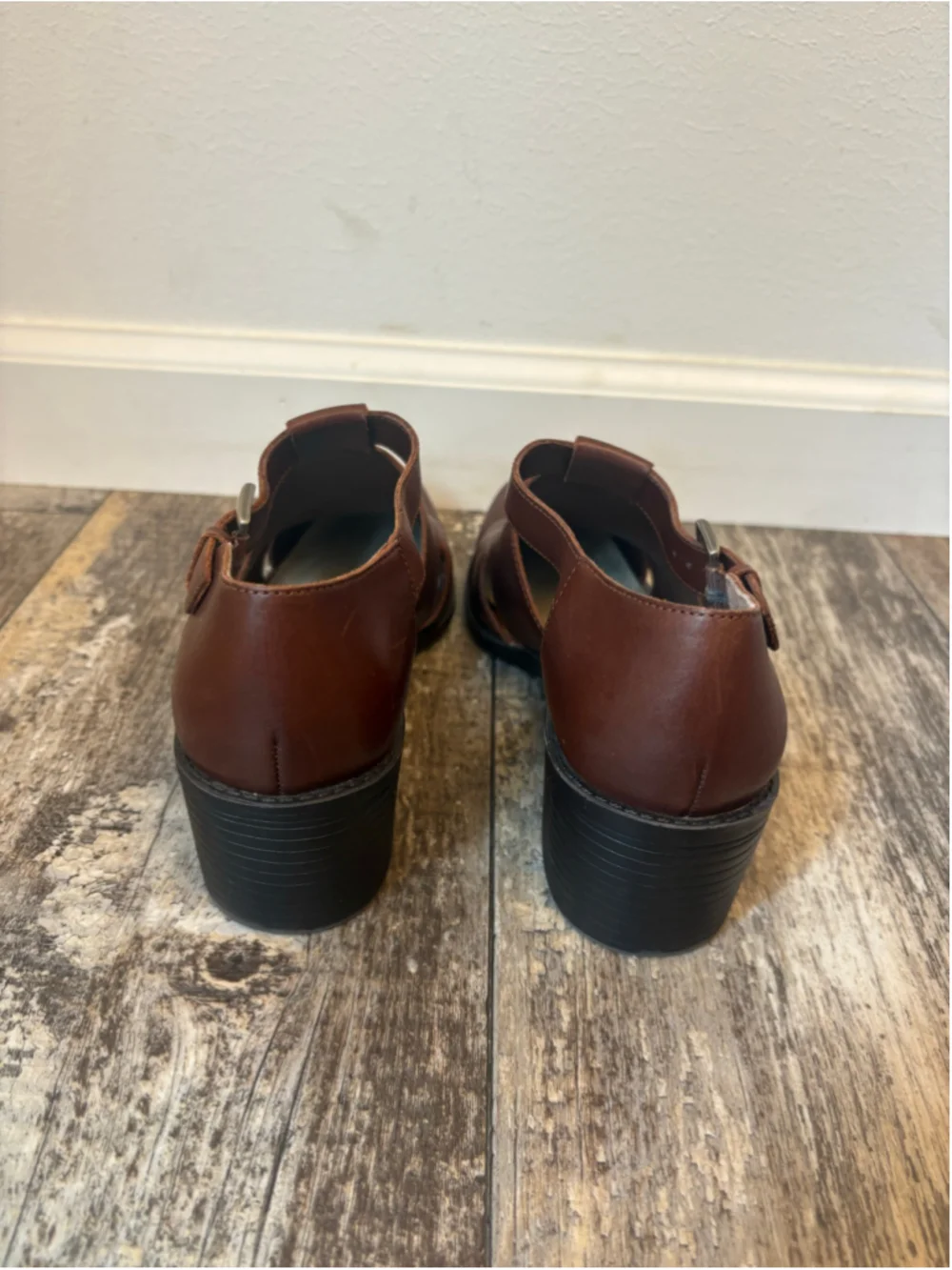 JG Hook Vintage Leather T-Strap Block Heel Shoes Size 9 Brown